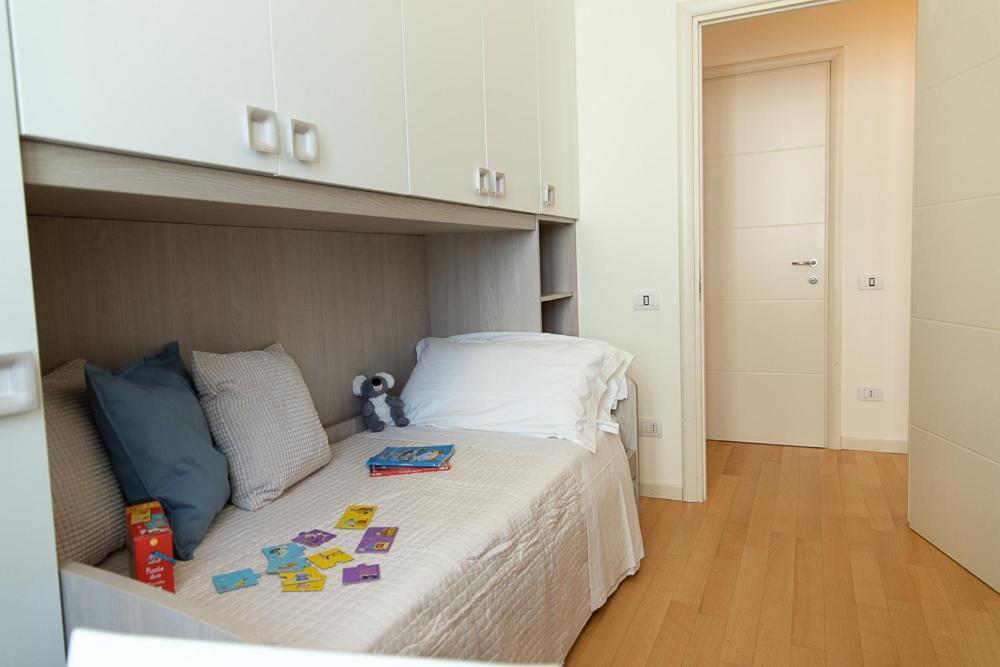 Zara D'Amare a Pesaro 10 metri dalla spiaggia by Yohome Bagian luar foto